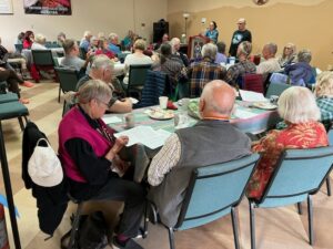 a room full of UUers